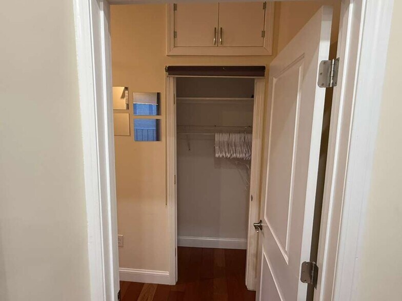 Building Photo - 89 Hancock St