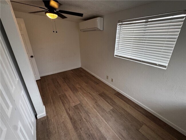 Building Photo - 1103 Copper Dr