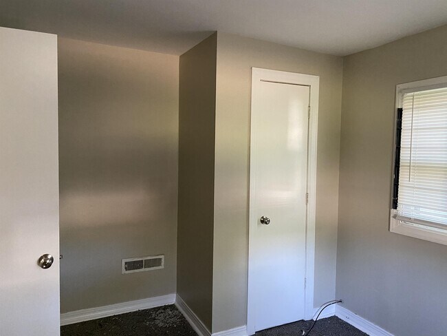 Building Photo - 1341 Taft St