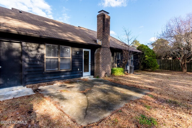Building Photo - 111 Cherrywood Ct