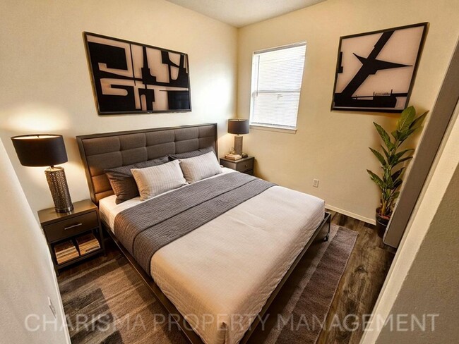 Building Photo - Cozy Two-Bedroom Apartment – Great Locatio...
