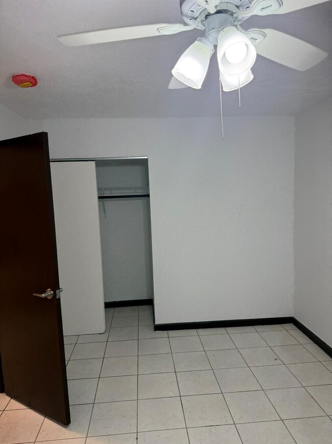 Building Photo - 429 NW 15th Ave