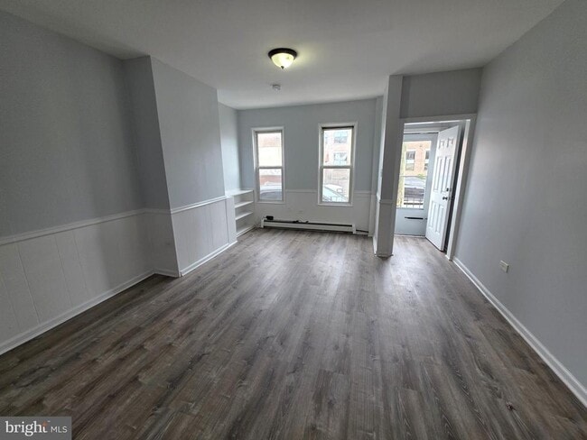 Building Photo - 166 Jersey St
