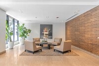 Building Photo - 1450 Franklin St