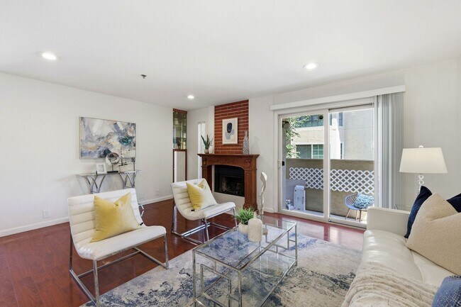 Building Photo - 20740 Celeste Cir