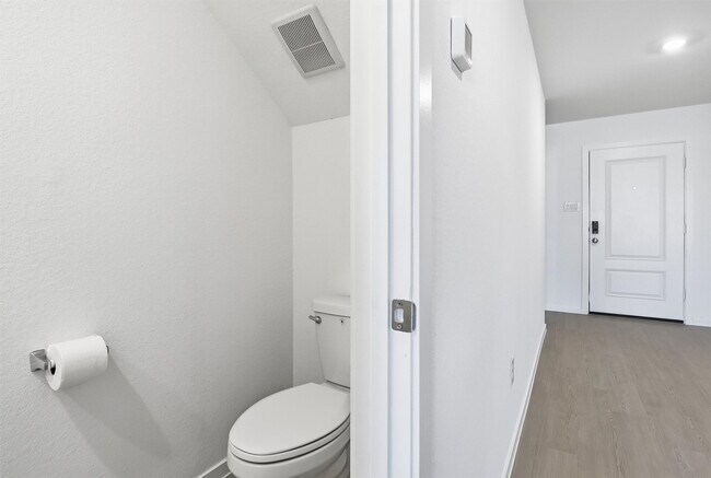 Building Photo - 26914 Dalmatian Bellflower Dr