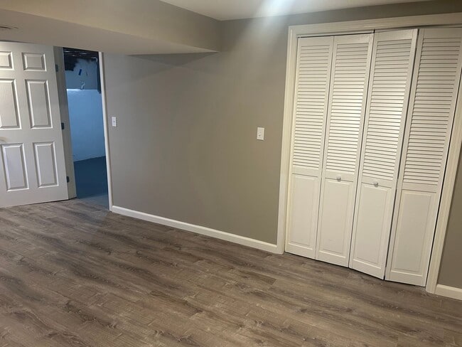 Building Photo - AVAILABLE NOW! Beautiful 3 Newly Rehabbed ...