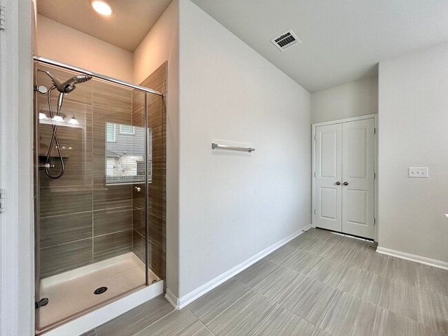 Building Photo - 208 Azalea Spgs Rd