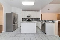 Building Photo - 22531 Heather Way Ct