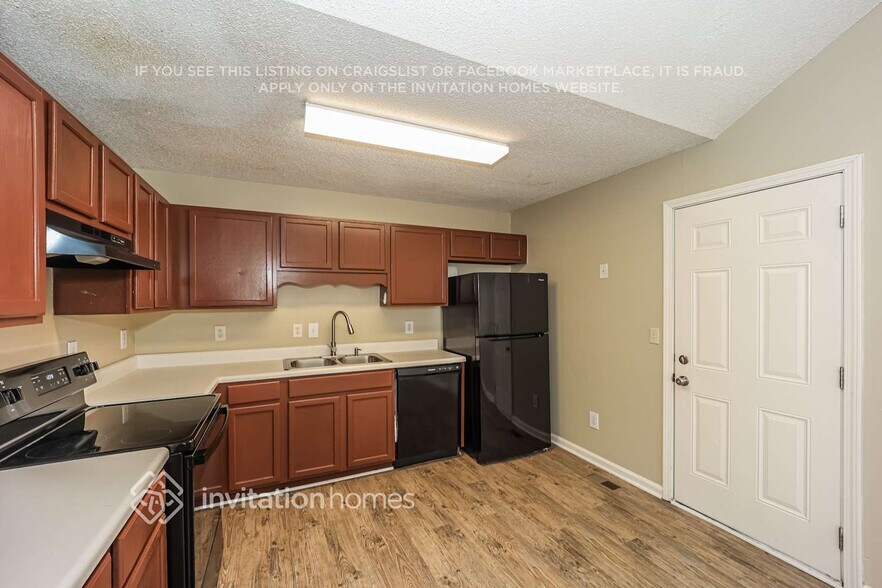 Building Photo - 128 Megan Way