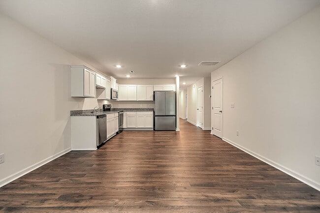 Building Photo - 416 Arrowhead Dr