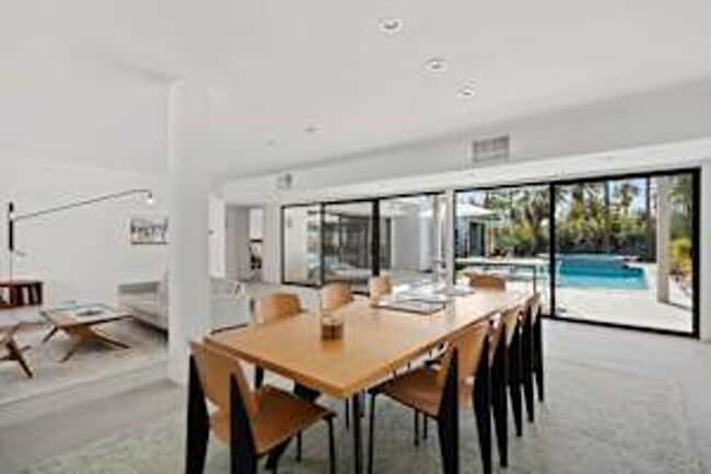 Primary Photo - 5 bedroom 5 bath Available for Short Term Rental