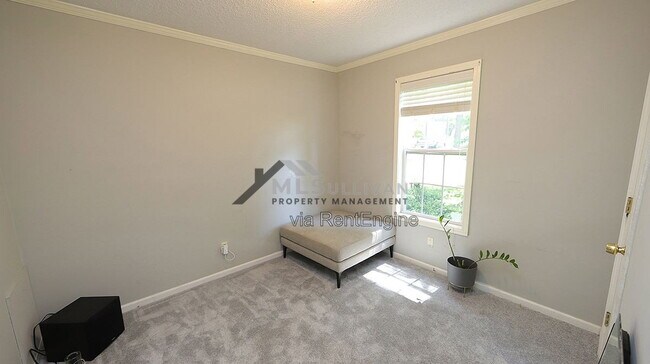 Building Photo - 1610 Marly Dr