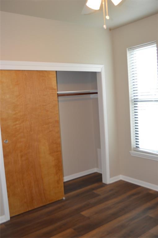Building Photo - 111 Manor Pl