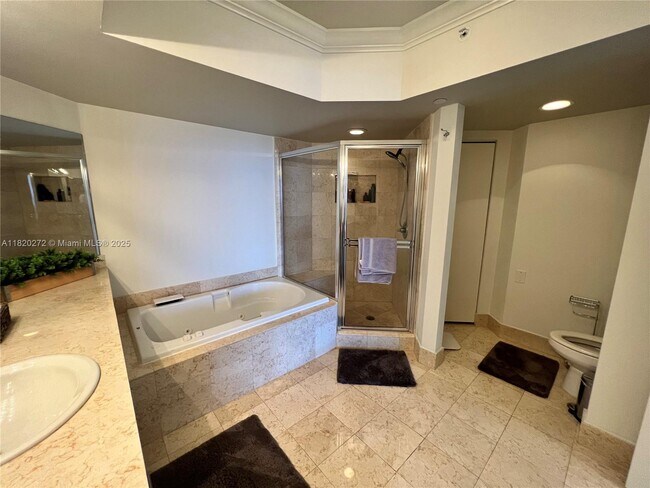 Building Photo - 21055 Yacht Club Dr