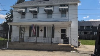 Building Photo - 211 Water St