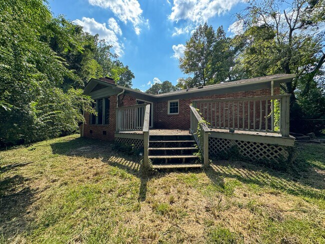 Building Photo - 6402 Fenwick Pl