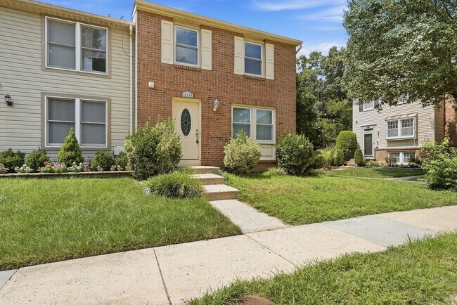 Building Photo - 14126 Red River Dr