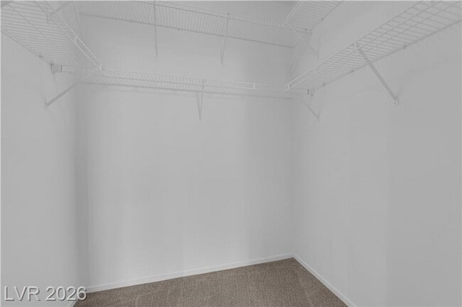 Building Photo - Beautiful 2 bedroom condo with garage!!!