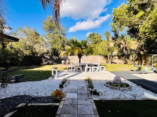 Building Photo - Elegant 3-Bed, 2-Bath Home in Prime Orland...