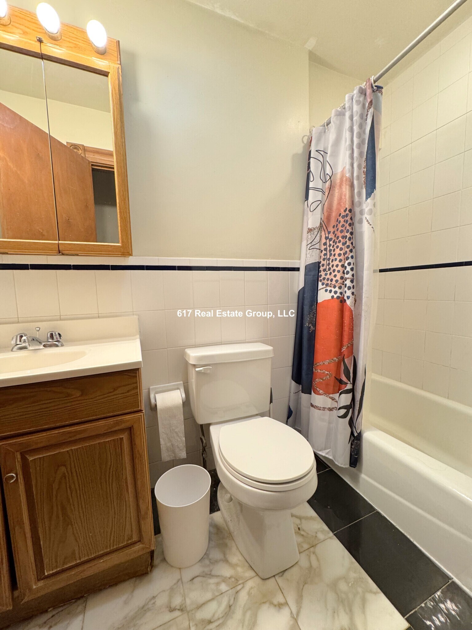 Building Photo - 21 Gibbs St