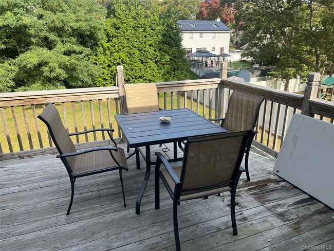 Building Photo - 39 Elder Ave