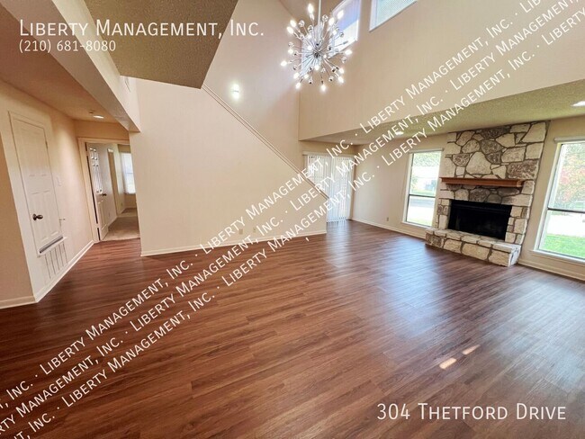 Building Photo - 304 Thetford Dr