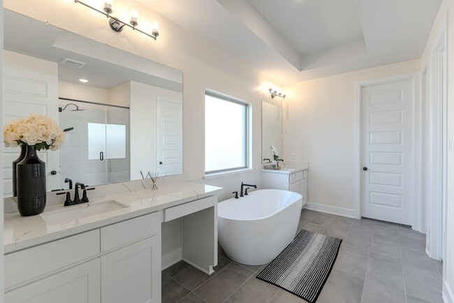 Building Photo - 102 Shining Succulent Dr