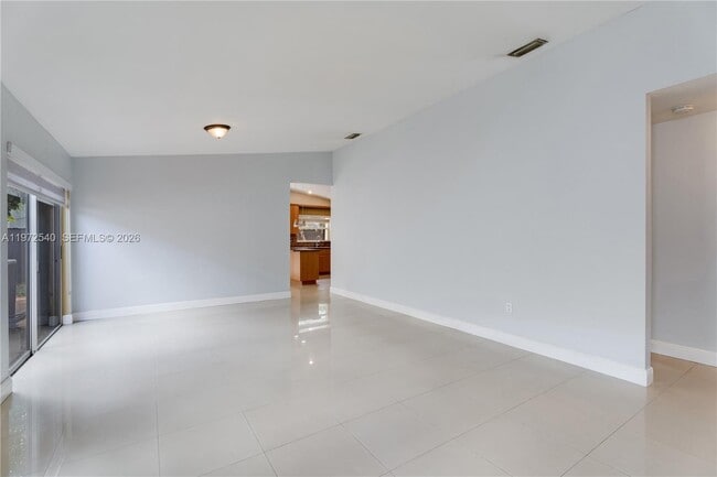 Building Photo - 10523 SW 161st Pl