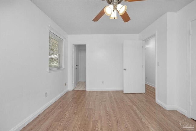 Building Photo - 5229 Compass Ct