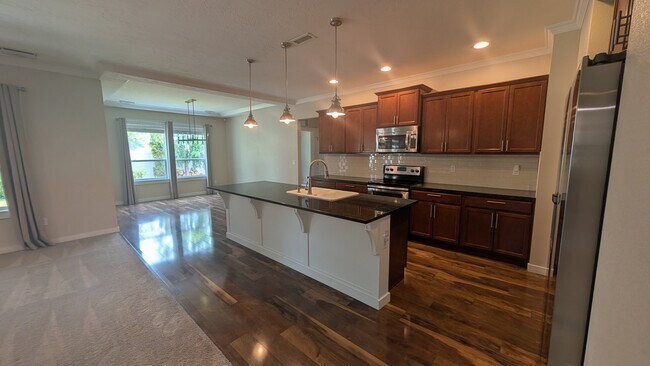 Building Photo - 10238 W Snow Wolf Dr