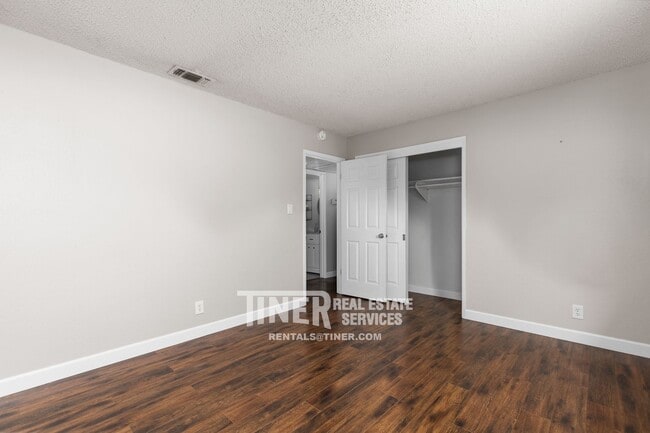 Building Photo - 3960 Annabelle Ave