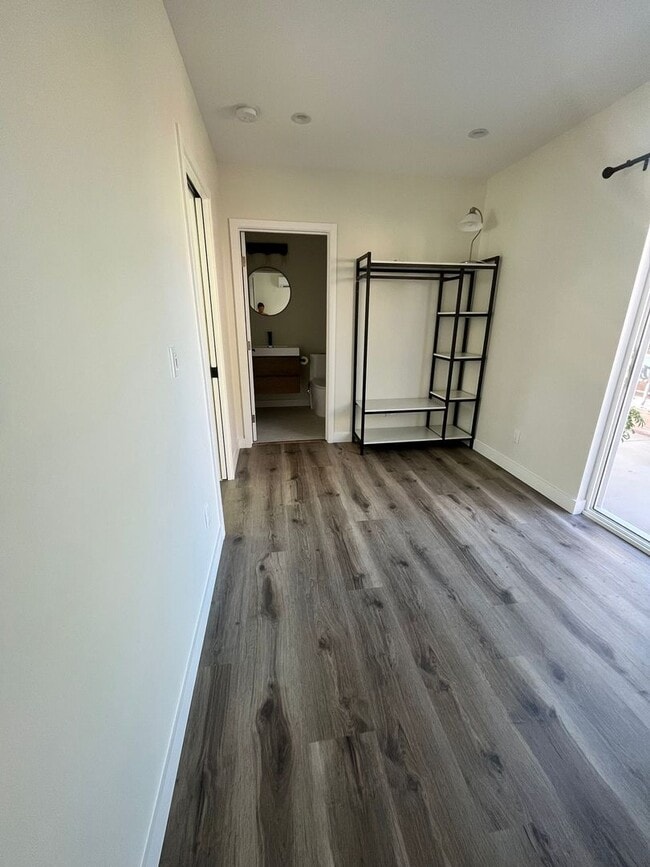 Building Photo - 7462 Sausalito Ave