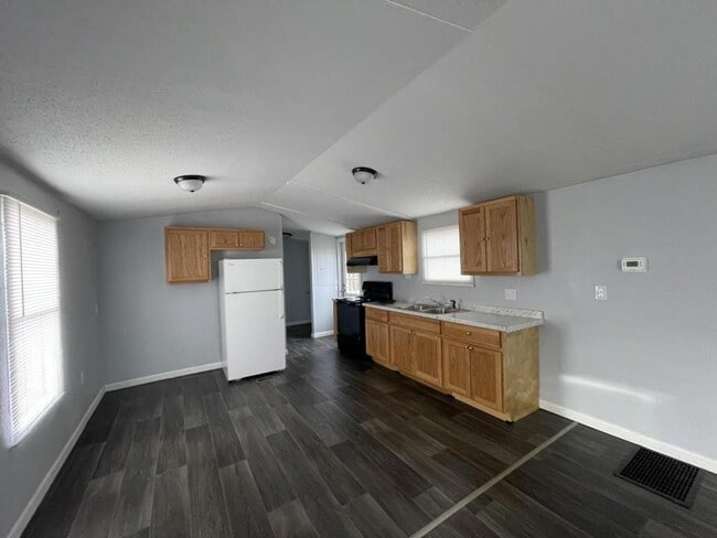 Building Photo - 173 Tranquility Ln