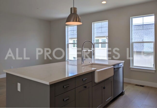 Building Photo - 8048 W 52nd Ln