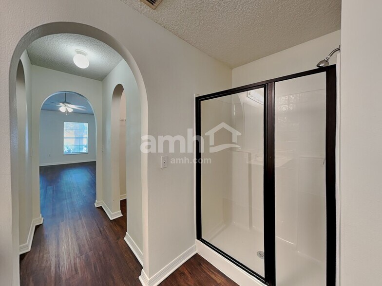 Building Photo - 5528 Cougar Park Ct