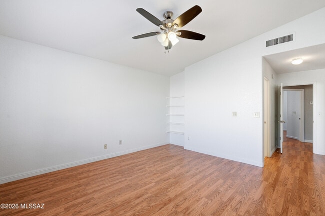 Building Photo - 8871 E Citrus Tree Dr