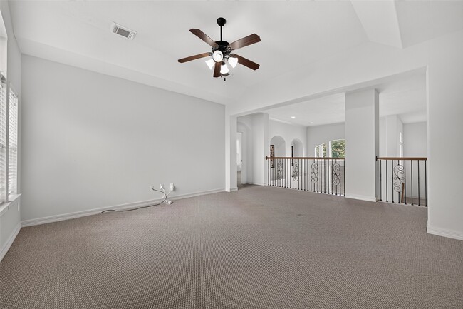 Building Photo - 8602 Two Sisters Ct