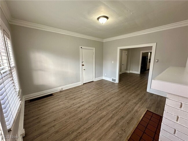 Building Photo - 1673 Cordova Ave