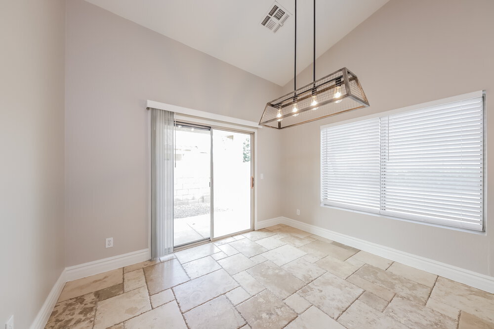 Building Photo - 4036 W Buckskin Trail