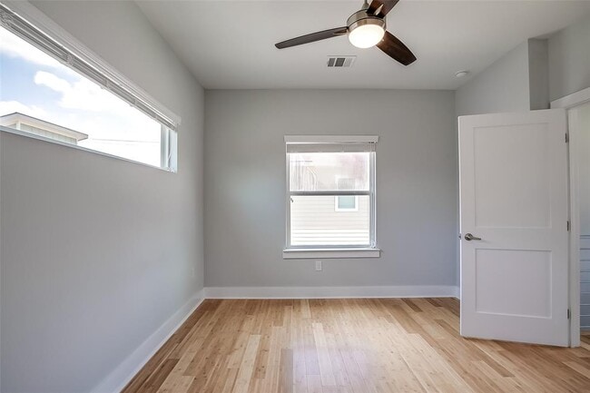 Building Photo - 6303 Santos St