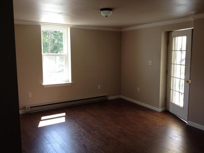 Building Photo - 800C Mohrsville Rd. 2nd floor Rear