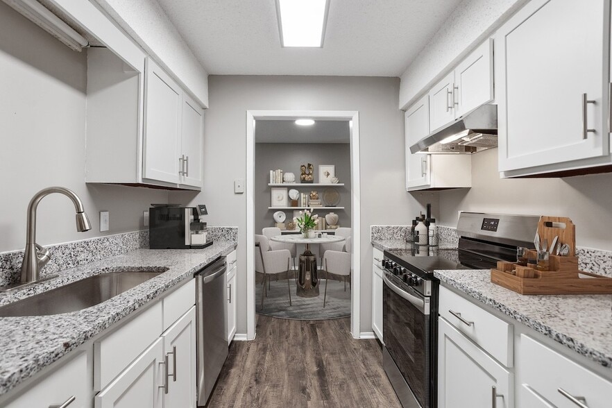 Trails at Alabaster 1740 Woodbrook Trl Alabaster AL 35007 Apartment