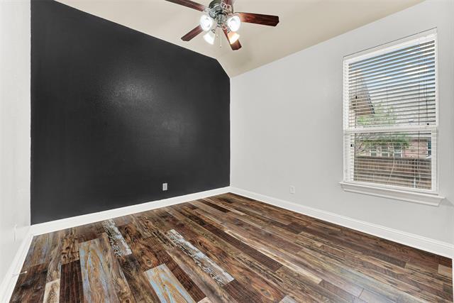 Building Photo - 1104 Killian Dr
