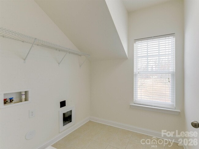 Building Photo - 12926 Union Square Dr