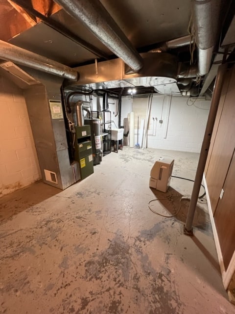 Building Photo - 39 Forest Ave