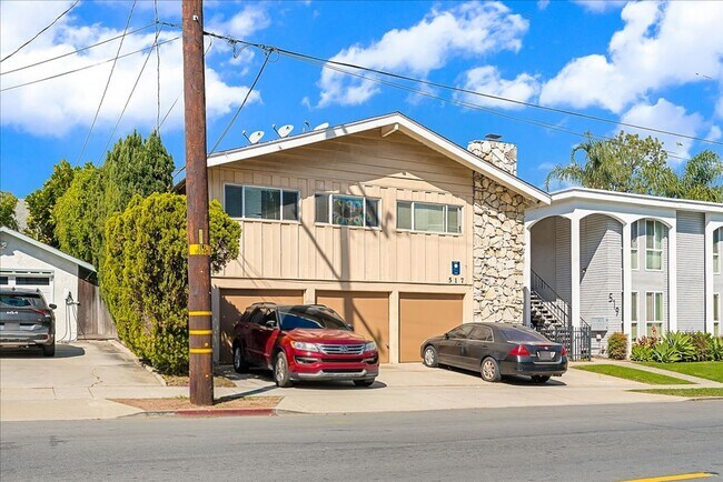 Building Photo - 517 Ximeno Ave