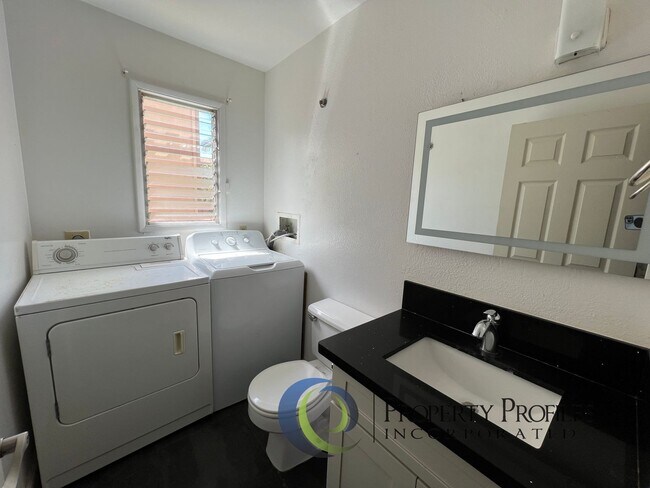 Building Photo - Waiau Gardens Kai - 2 Bedroom 1.5 Bath Tow...