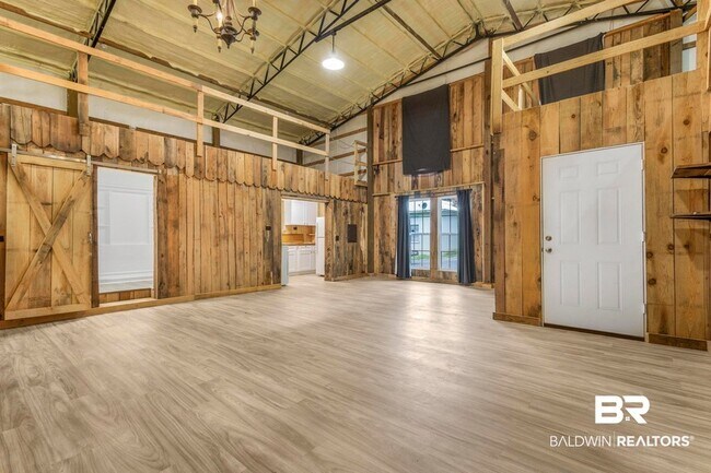 Building Photo - 52898 State Highway 59 Unit A