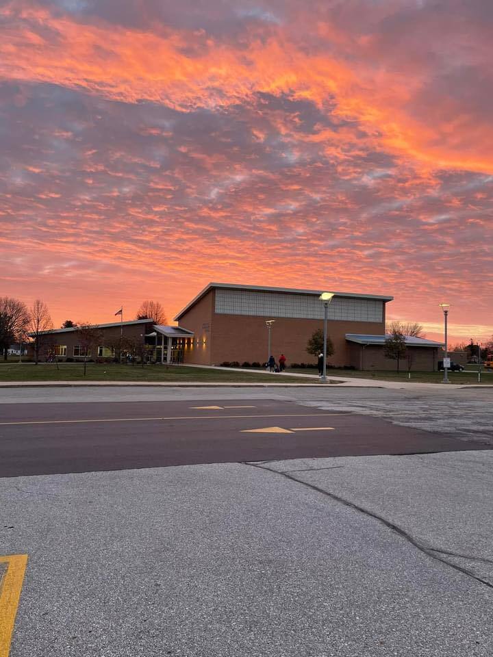 Roosevelt Elementary School (3 min driving) - 25 22nd St SE
